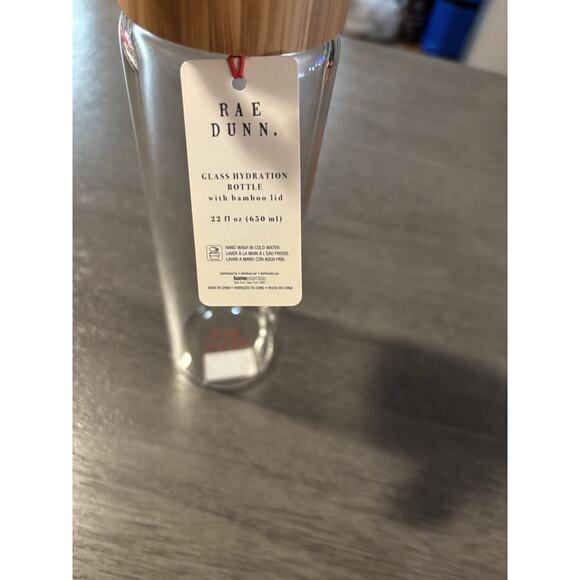 NWT Rae Dunn Live Glass Hydration Bottle with Bamboo Lid 22 Fl oz - Picture 3 of 5